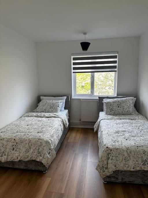 Oxfords 5 Star Lux 2 Bedroom Flat Near Jr 5 Pax, Permit Parking 외부 사진
